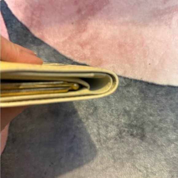 Louis Vuitton Gold Key & Card Holder - Picture 3 of 11